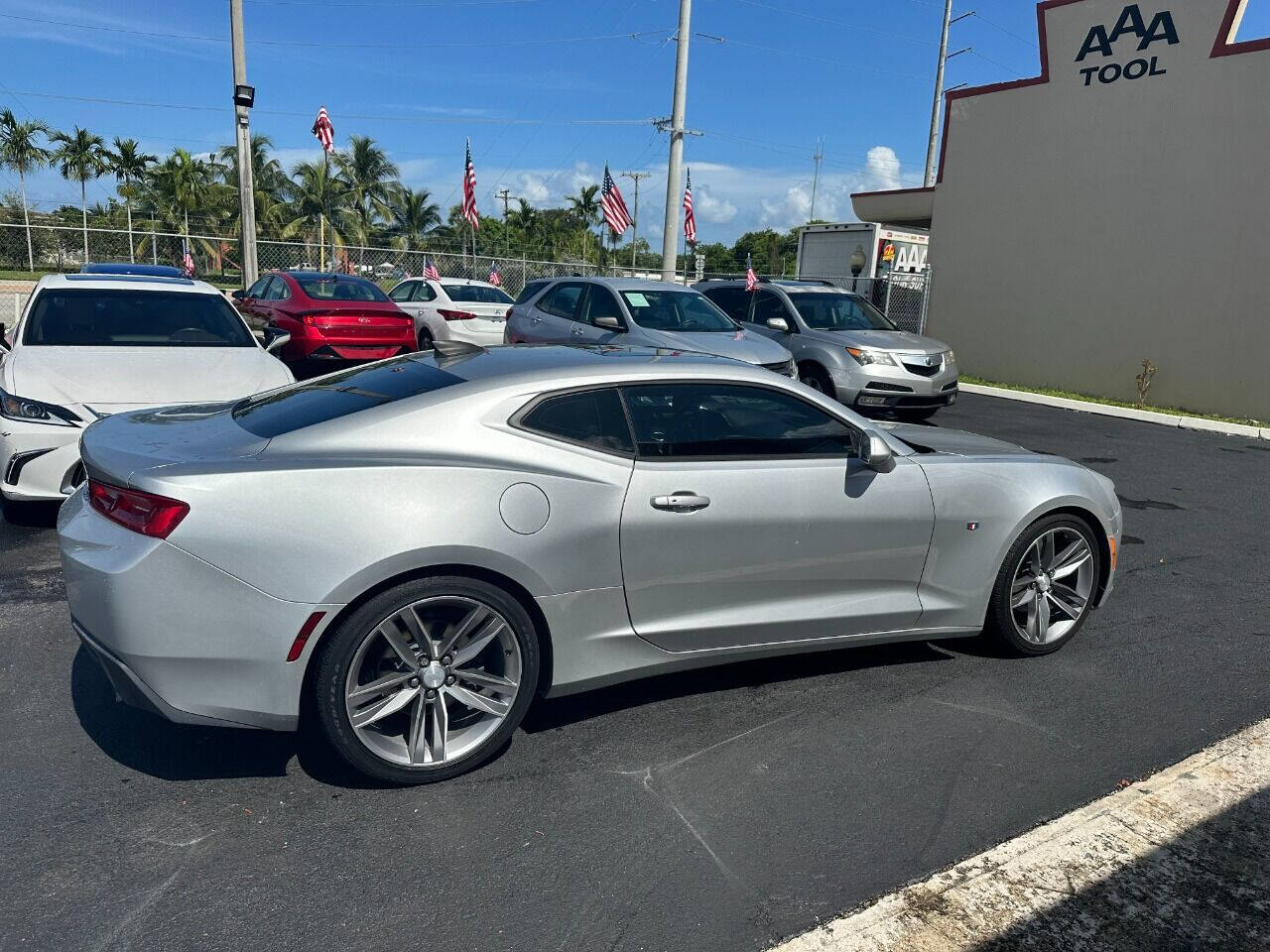 2018 CHEVROLET Camaro Coupe - $20,495