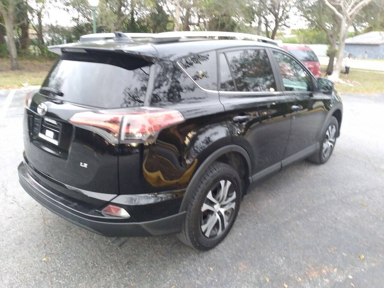 2017 Toyota RAV4  - $19,999
