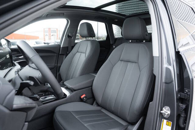 2025 Audi Q5 quattro Premium Plus TFSI