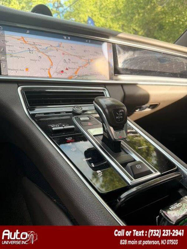2017 Porsche Panamera