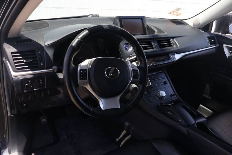2011 Lexus CT 200h Premium