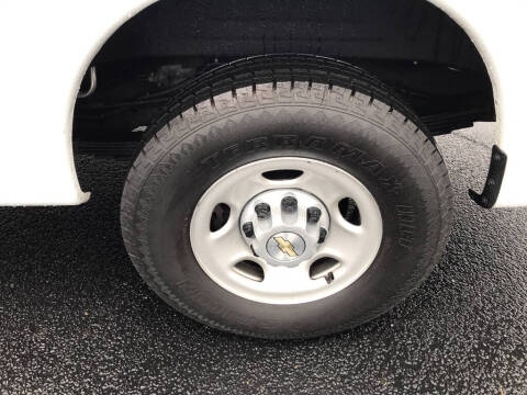 2023 Chevrolet Express LS 3500