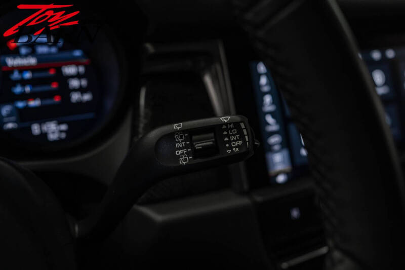 2023 Porsche Macan S