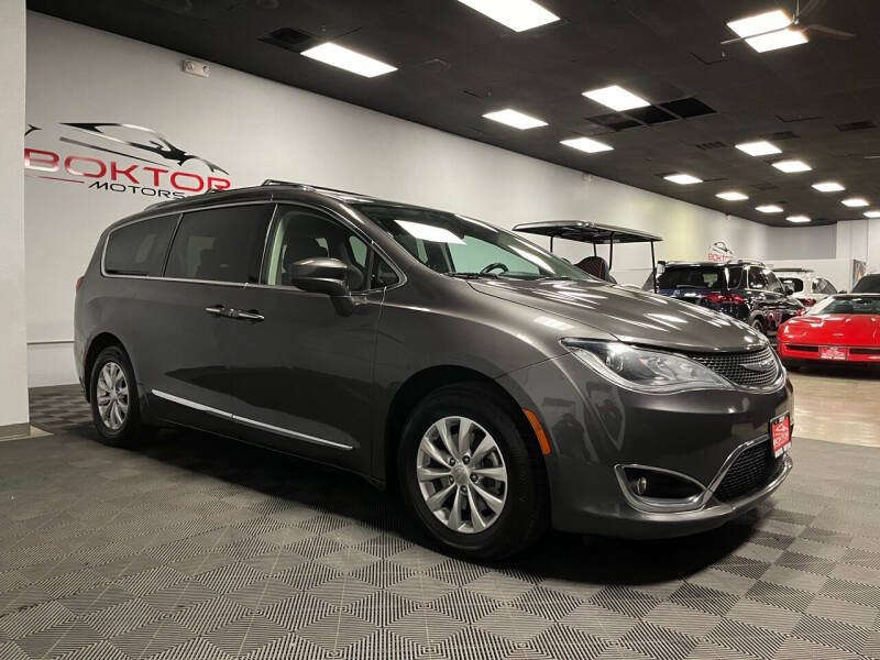 2019 Chrysler Pacifica for sale at Boktor Motors - Las Vegas in Las Vegas NV