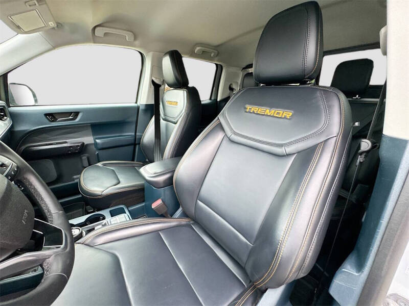 2023 Ford Maverick Lariat