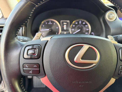 2020 Lexus IS 300