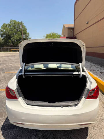 2011 Hyundai Sonata GLS