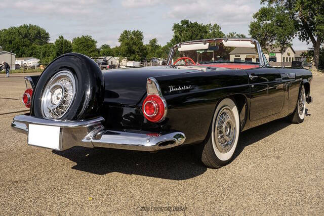 1956 Ford Thunderbird