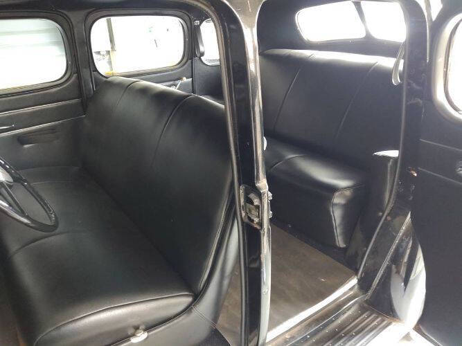 1940 Packard 110