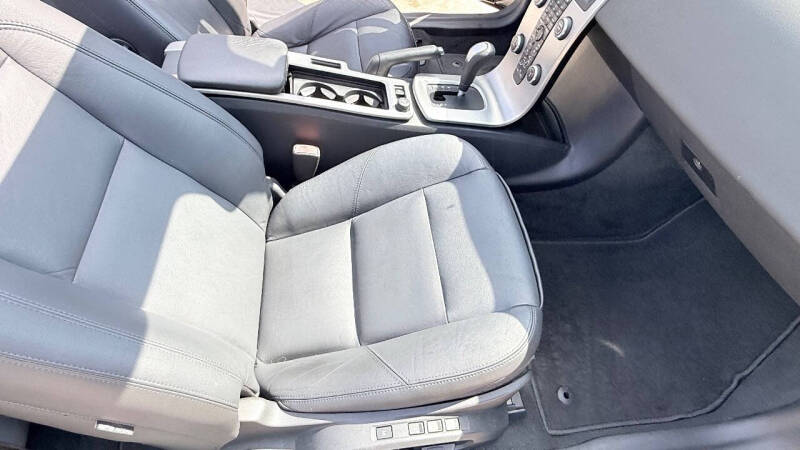 2009 Volvo C70 T5