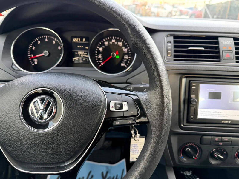 2016 Volkswagen Jetta