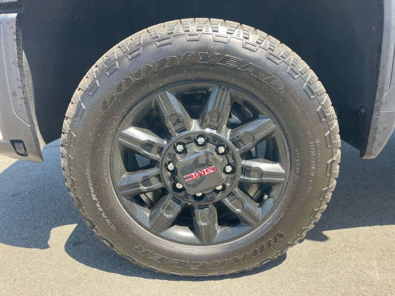 2025 GMC Sierra 2500HD