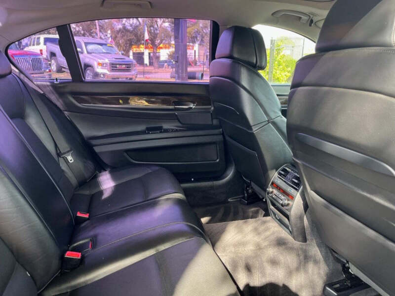 2010 BMW 7 Series 750Li