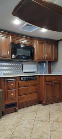 2016 Freightliner XCR Chassis