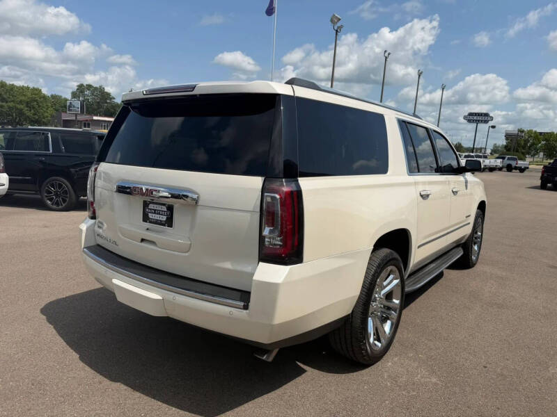 2015 GMC Yukon XL Denali