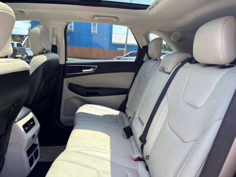 2017 Ford Edge Titanium