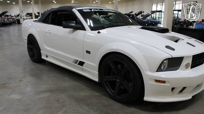 2005 Ford Mustang