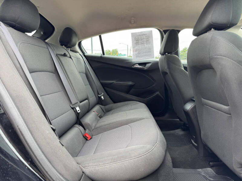 2018 Chevrolet Cruze LT Auto