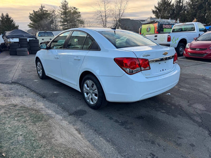 2013 Chevrolet Cruze LS Auto