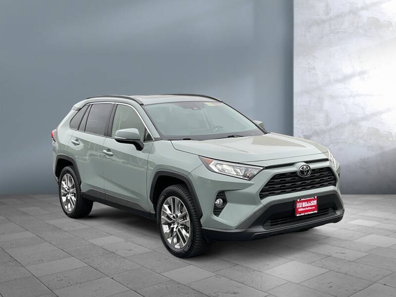 2021 Toyota RAV4 XLE Premium