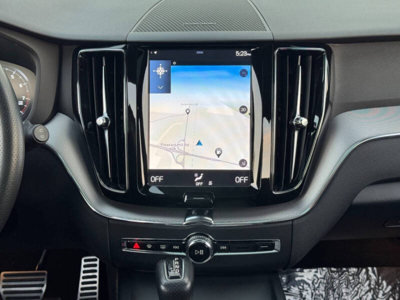 2019 Volvo XC60 T5 R-Design