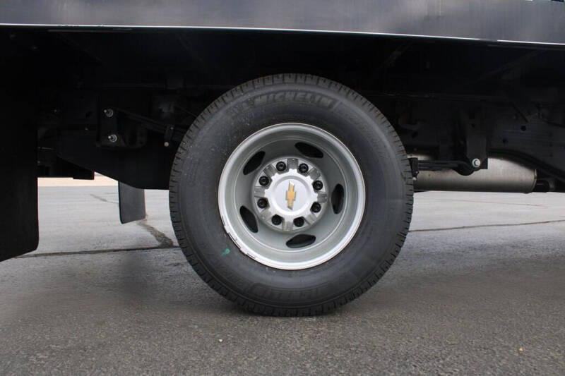 2024 Chevrolet Silverado 3500HD CC