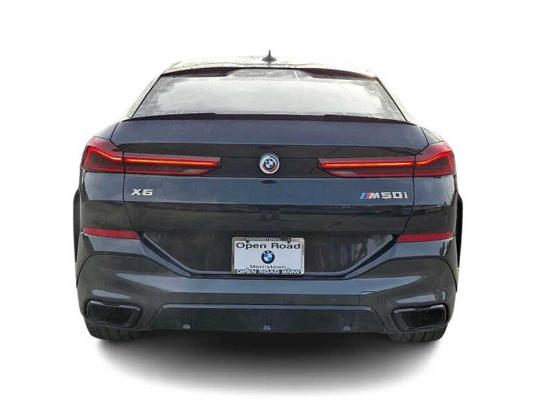 2023 BMW X6 M50i