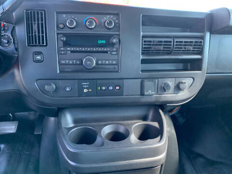 2017 Chevrolet Express 2500