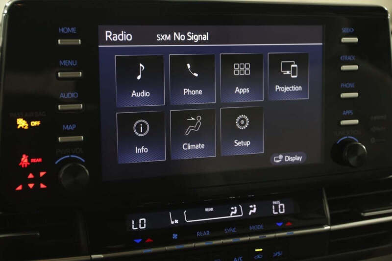 2021 Toyota Sienna LE 8-Passenger