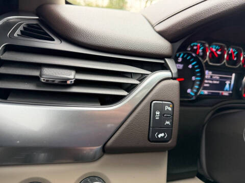 2017 Chevrolet Suburban LT