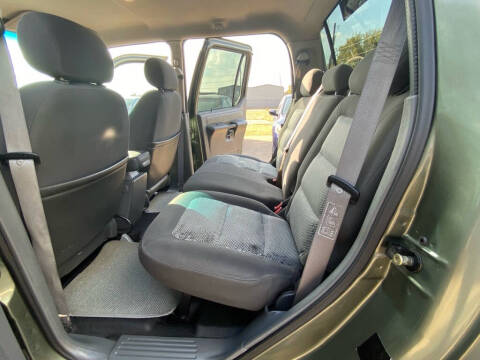 2004 Ford Explorer Sport Trac XLS