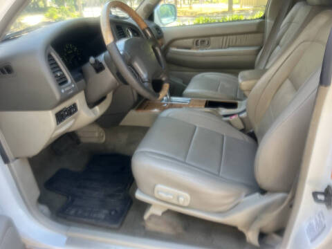 2001 Infiniti QX4