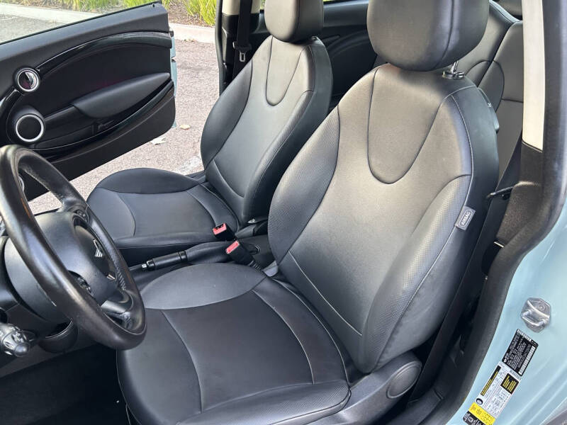 2012 MINI Cooper Hardtop