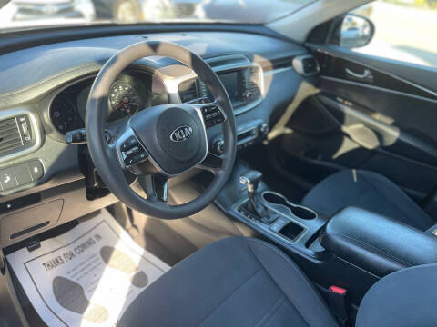 2019 Kia Sorento LX V6