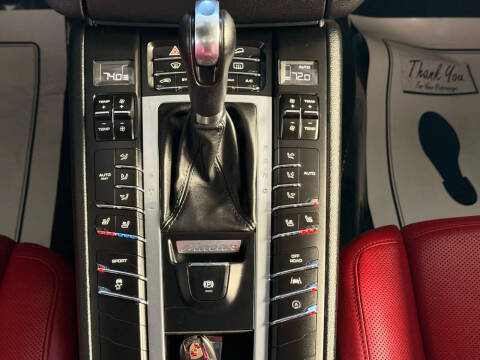 2017 Porsche Macan S