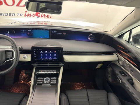 2025 Lincoln Nautilus Reserve