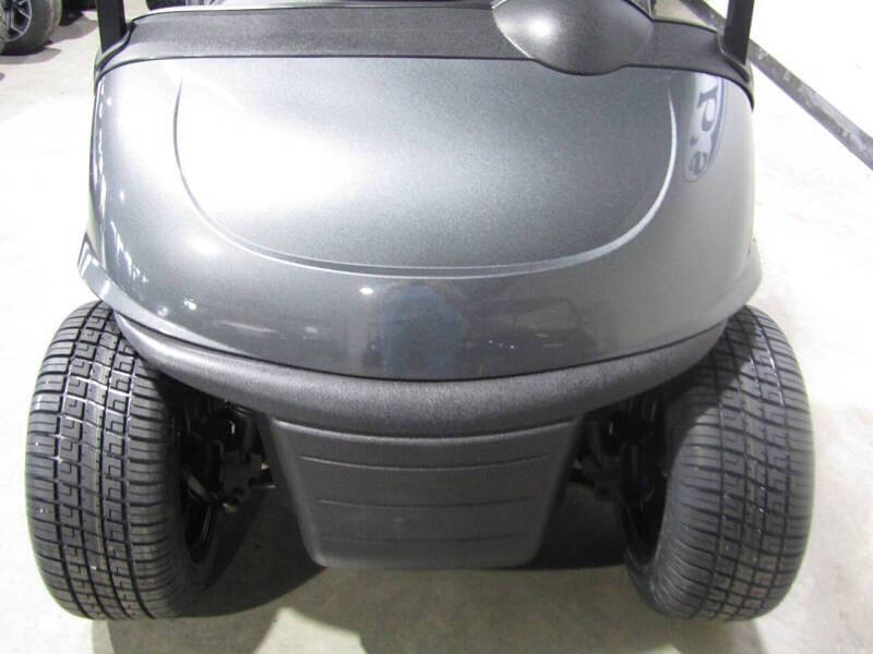 2020 E-Z-GO RXV