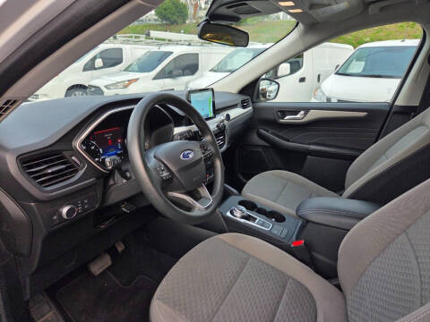 2021 Ford Escape Hybrid SE