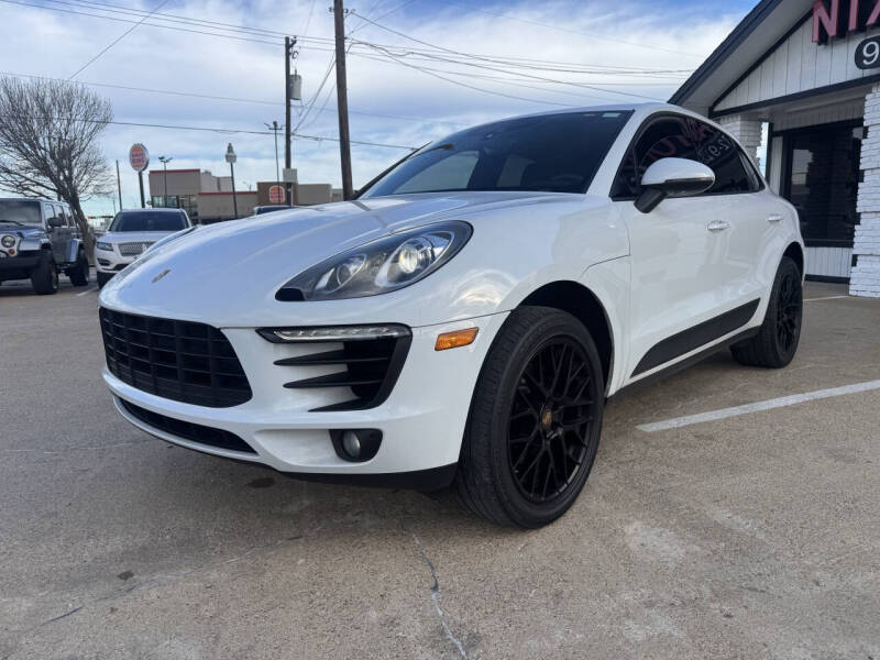 2017 Porsche Macan