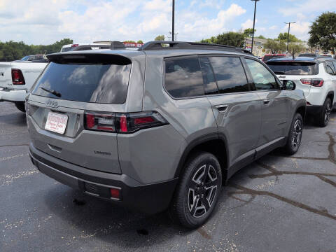 2026 Jeep Cherokee Laredo