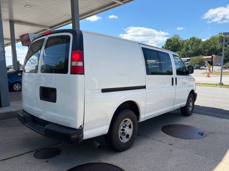 2011 Chevrolet Express 2500