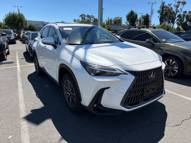 2025 Lexus NX 250 Premium