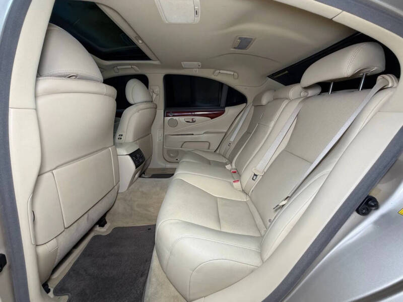 2011 Lexus LS 460
