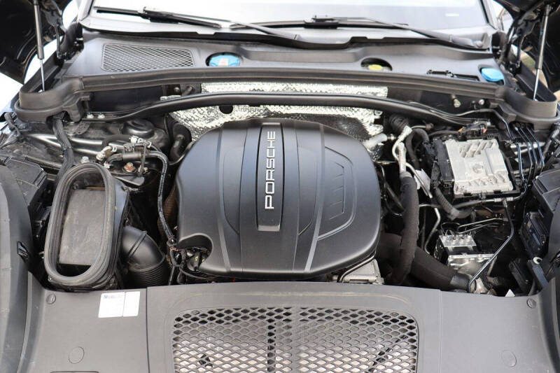 2021 Porsche Macan