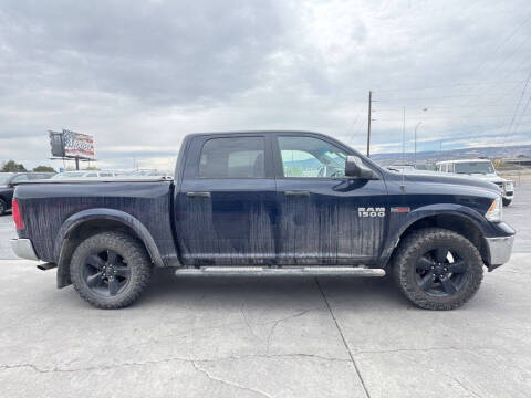 2018 RAM 1500 SLT