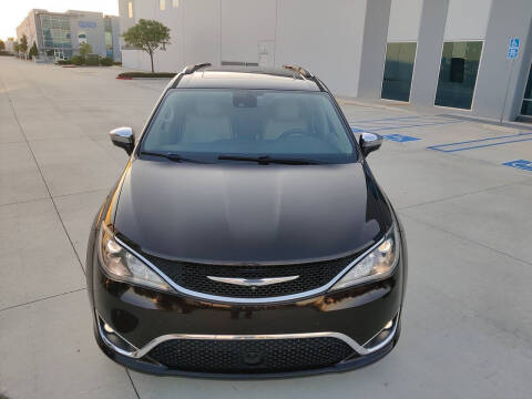 2017 Chrysler Pacifica Limited