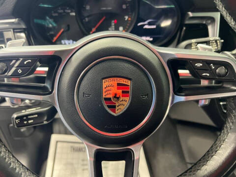 2021 Porsche Macan