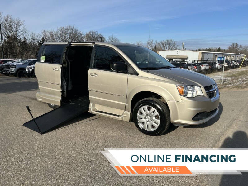 Dodge Grand Caravan's photo