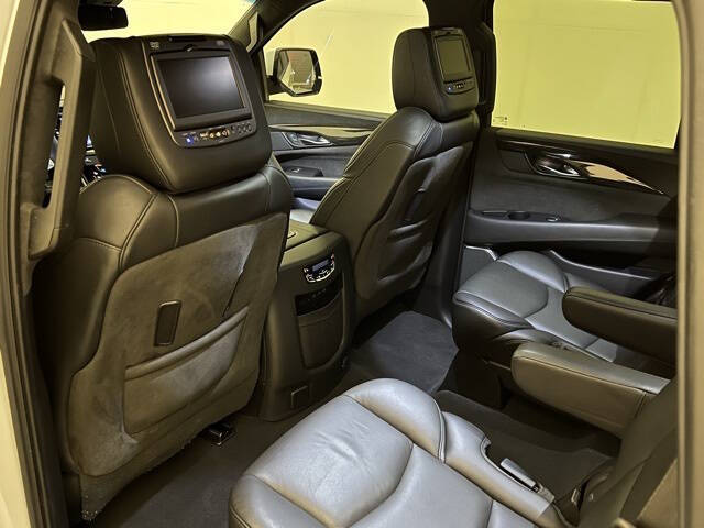 2019 Cadillac Escalade Platinum