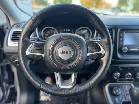 2017 Jeep Compass Sport